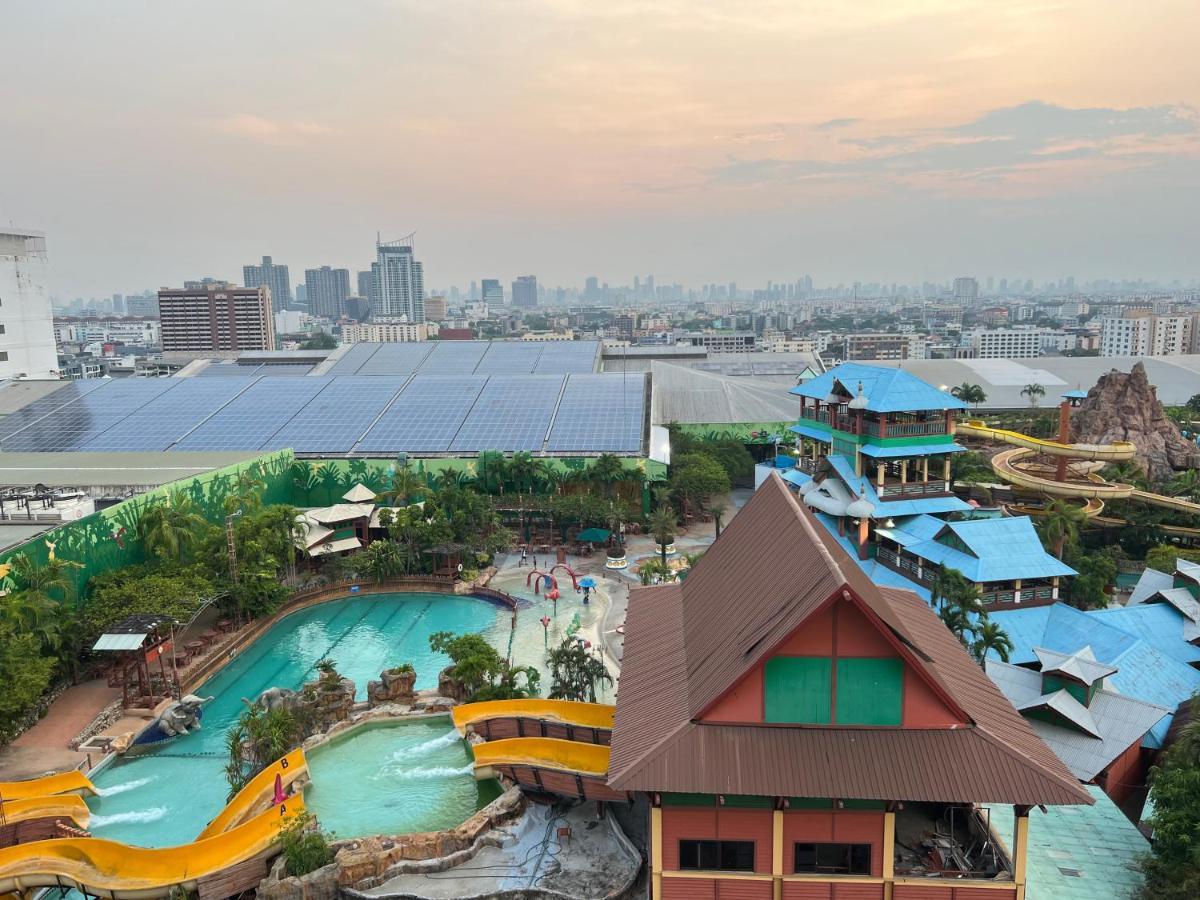 Mall Suites Hotel Bangkok Bagian luar foto