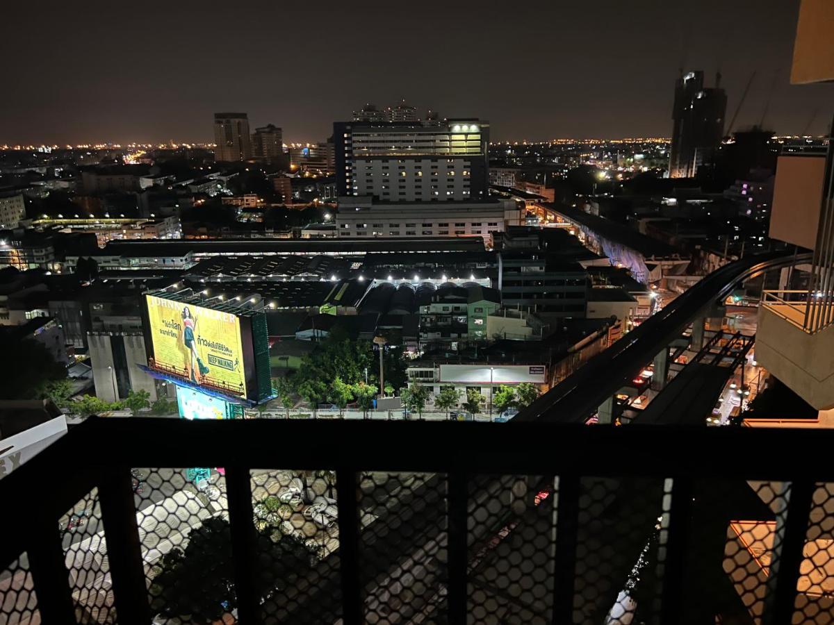 Mall Suites Hotel Bangkok Bagian luar foto