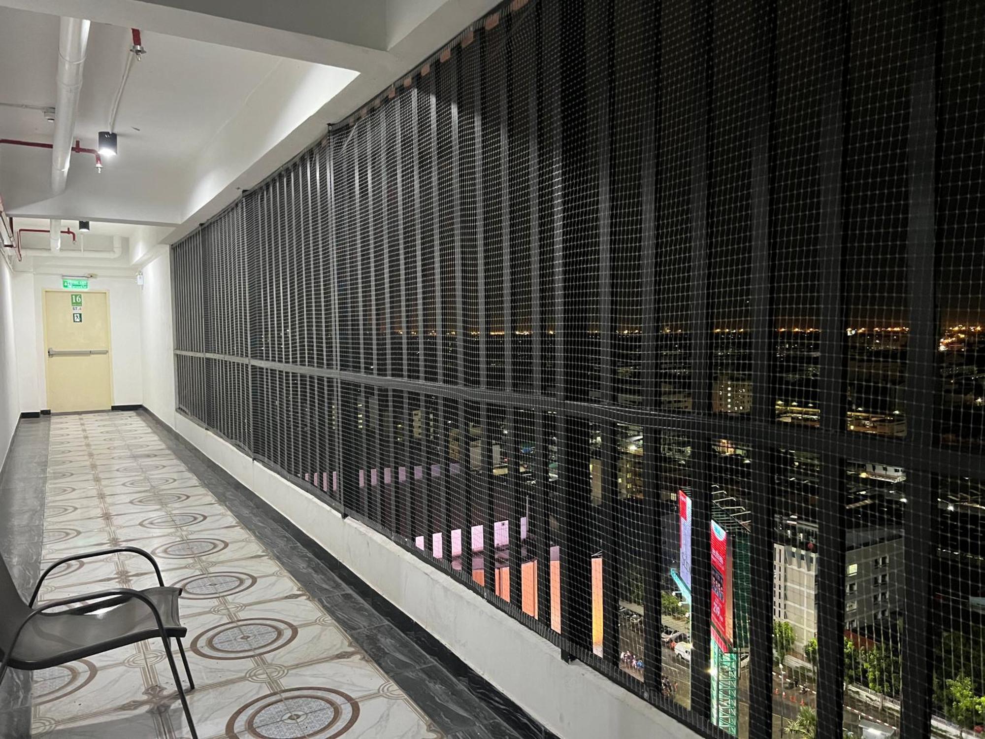 Mall Suites Hotel Bangkok Bagian luar foto