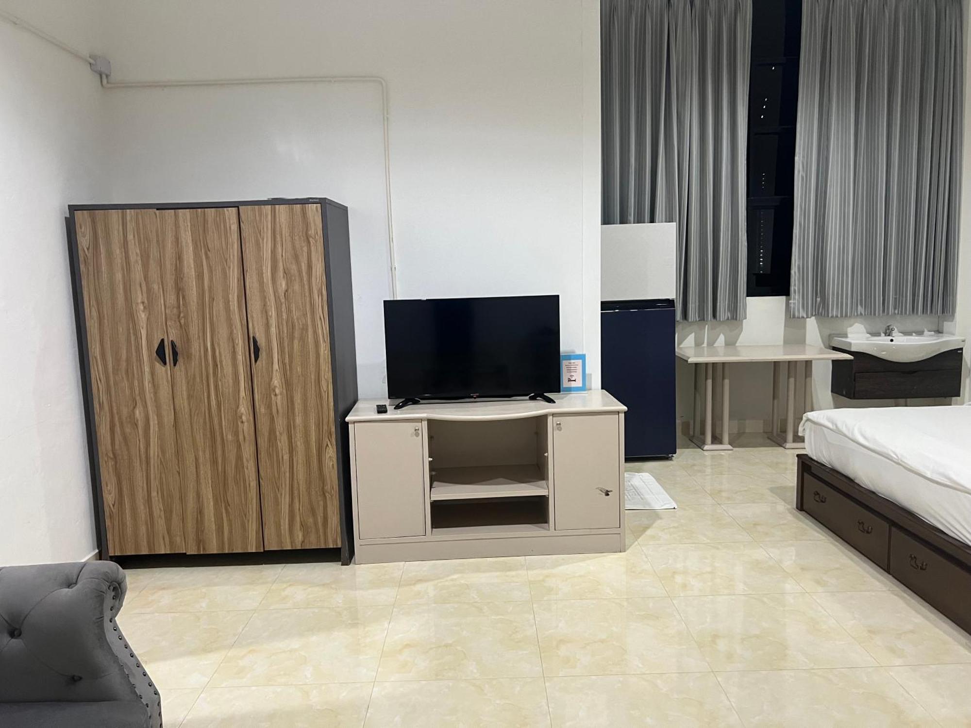 Mall Suites Hotel Bangkok Bagian luar foto